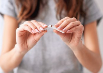 Farmaceuci wesprą pacjentów w rzuceniu palenia. Rusza nowy projekt w aptekach