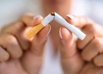 Rzucanie palenia w praktyce aptecznej – aktualne metody leczenia
